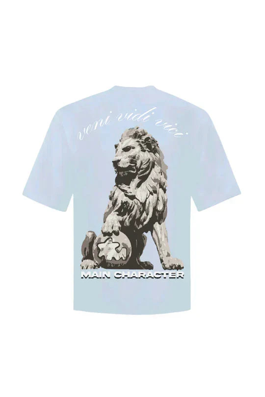 The Benefits of Owning an Oversized T-shirt